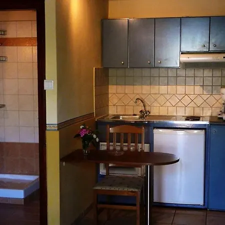 Apartmán Alexandros & *