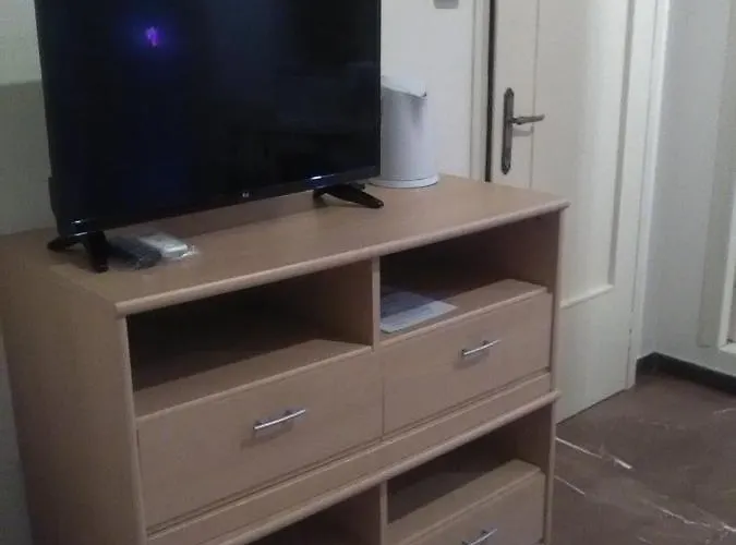 Alexandros Studios & Chania (Crete)