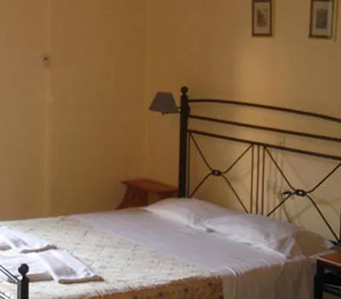 Alexandros Studios & Apartment